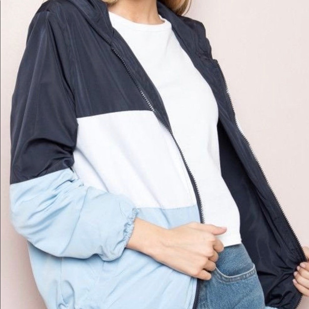 Brandy Melville Windbreaker